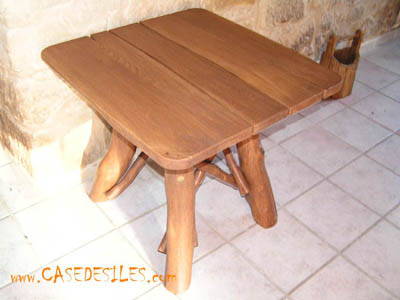 table carré en bois de chêne farwest bois flotté ou bois de formes naturelles
