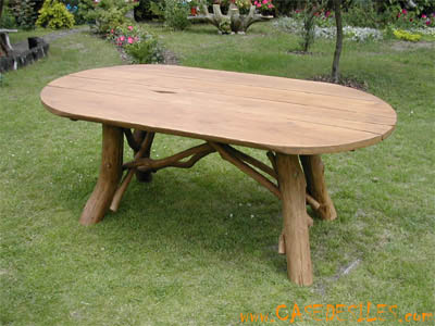 table ovale de salle à manger ou table de salon de jardin ou d'intérieur en bois de chêne western bois flotté ou bois de forme naturelle