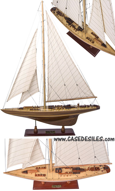 Maquette de bateau yacht de course Endeavour