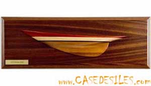 Maquette voilier demi coque Pen Duick P2 Maquette voilier demi coque Pen Duick P2