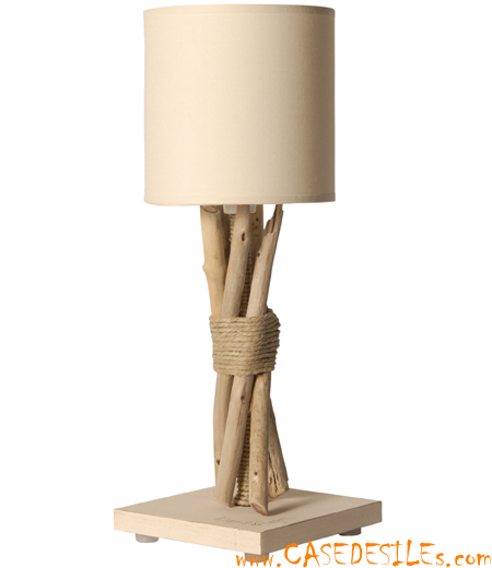 Lampe en bois flotté