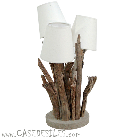 Lampe en bois flotté